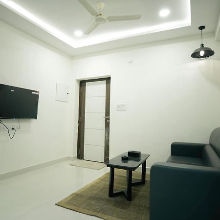 Hotel Euphoria Airport Zone Hyderabad Esterno foto