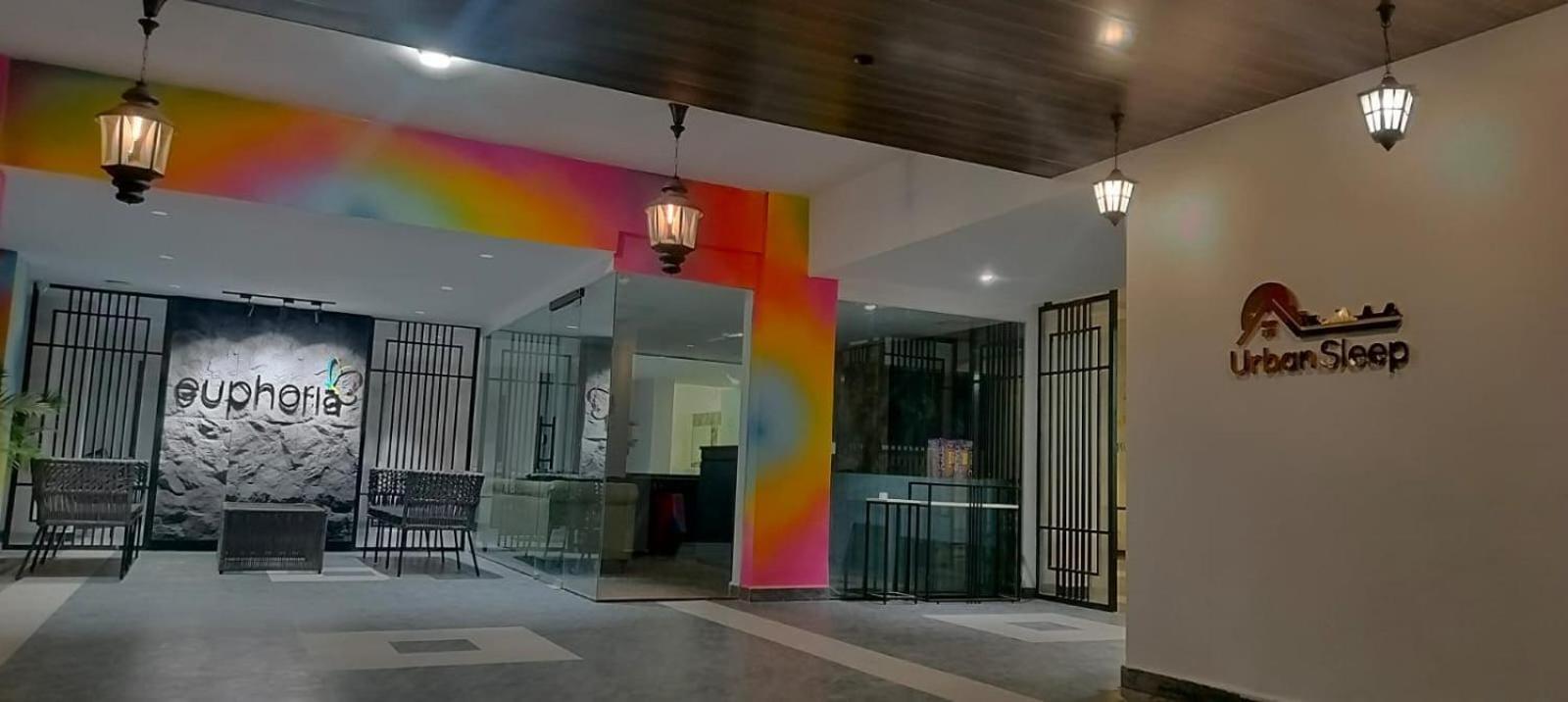 Hotel Euphoria Airport Zone Hyderabad Esterno foto